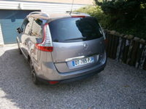 Grand Sc&eacute;nic III Grand Sc&eacute;nic dCi 130 Energy FAP eco2 Bose Edition 7 pl 2015 occasion 80560 Puchevillers