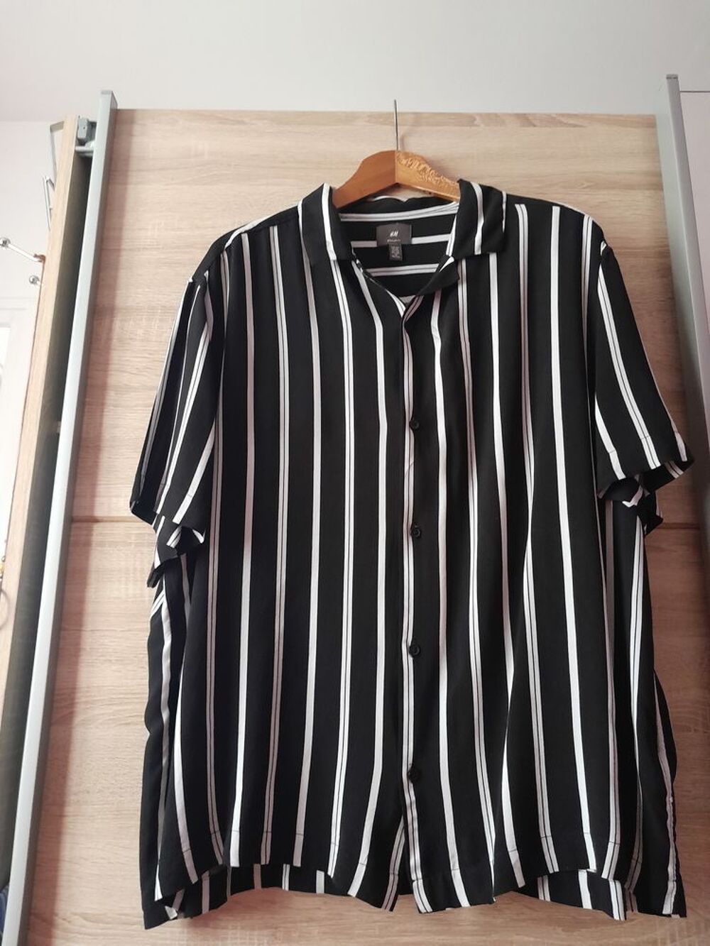 Chemise &agrave; rayures neuve Vtements