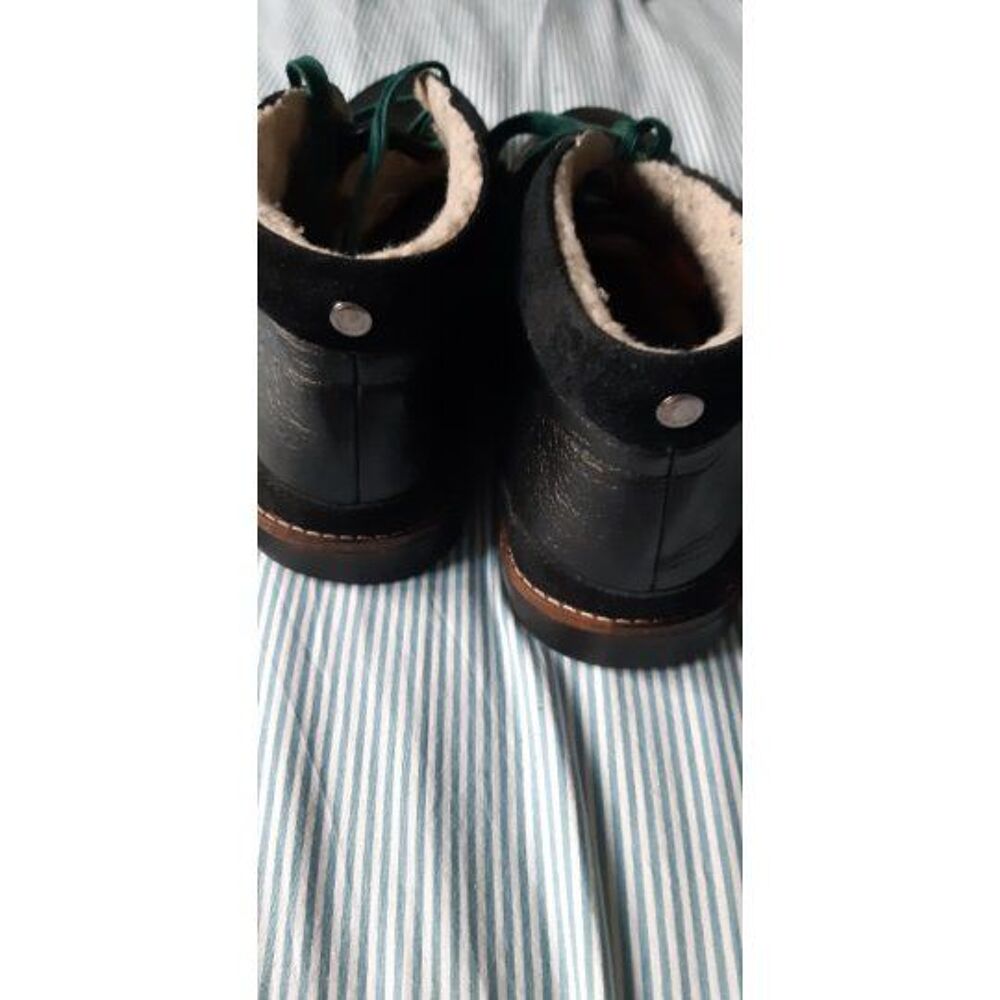 BOOTS NOIRES FRED PERRY POINTURE 43 Chaussures