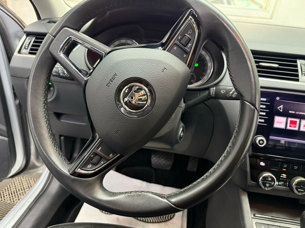 Octavia Combi 2.0 TDI 150 ch SCR DSG7 CLEVER (7 CV) 2019 occasion 69120 Vaulx-en-Velin