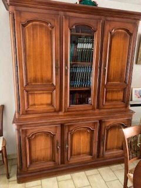 BIBLIOTHEQUE  - TABLE RONDE - 4 CHAISES 600 Marignane (13)