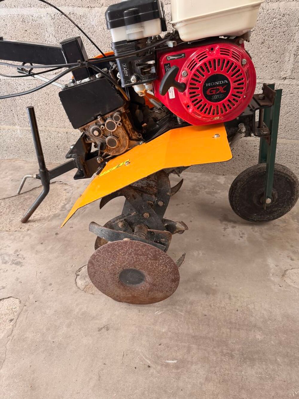 Motobineuse Jardin