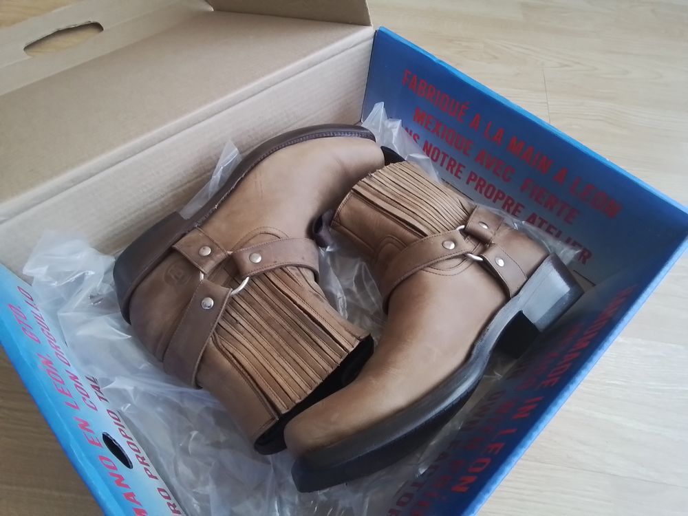 Bottes boots GOWEST taille 43 &eacute;tat neuf Chaussures