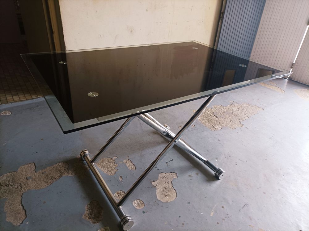 Table basse relevable noire laqu&eacute;e, table &agrave; manger Meubles