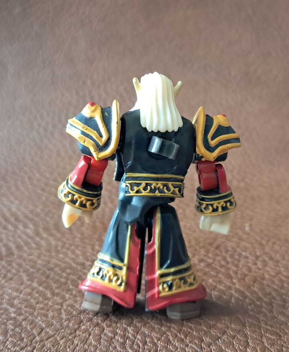 figurine World Of Warcraft Valoren Blood Elf Priest 