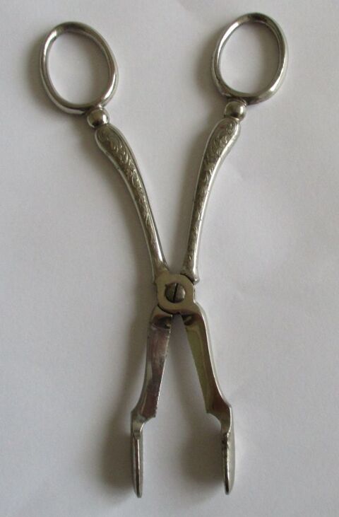 ANCIEN CISEAU PINCE A SUCRE 15 Saint-Andr�-les-Vergers (10)