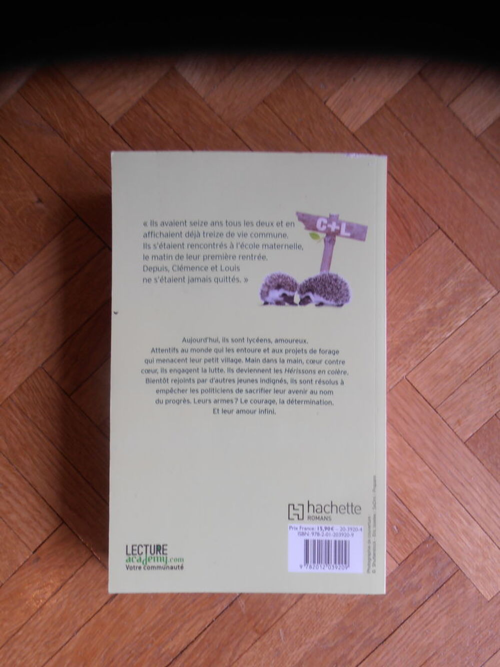 La col&egrave;re des h&eacute;rissons (88) Livres et BD
