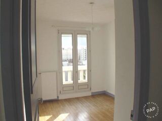  Appartement à louer 2 pièces 45 m²