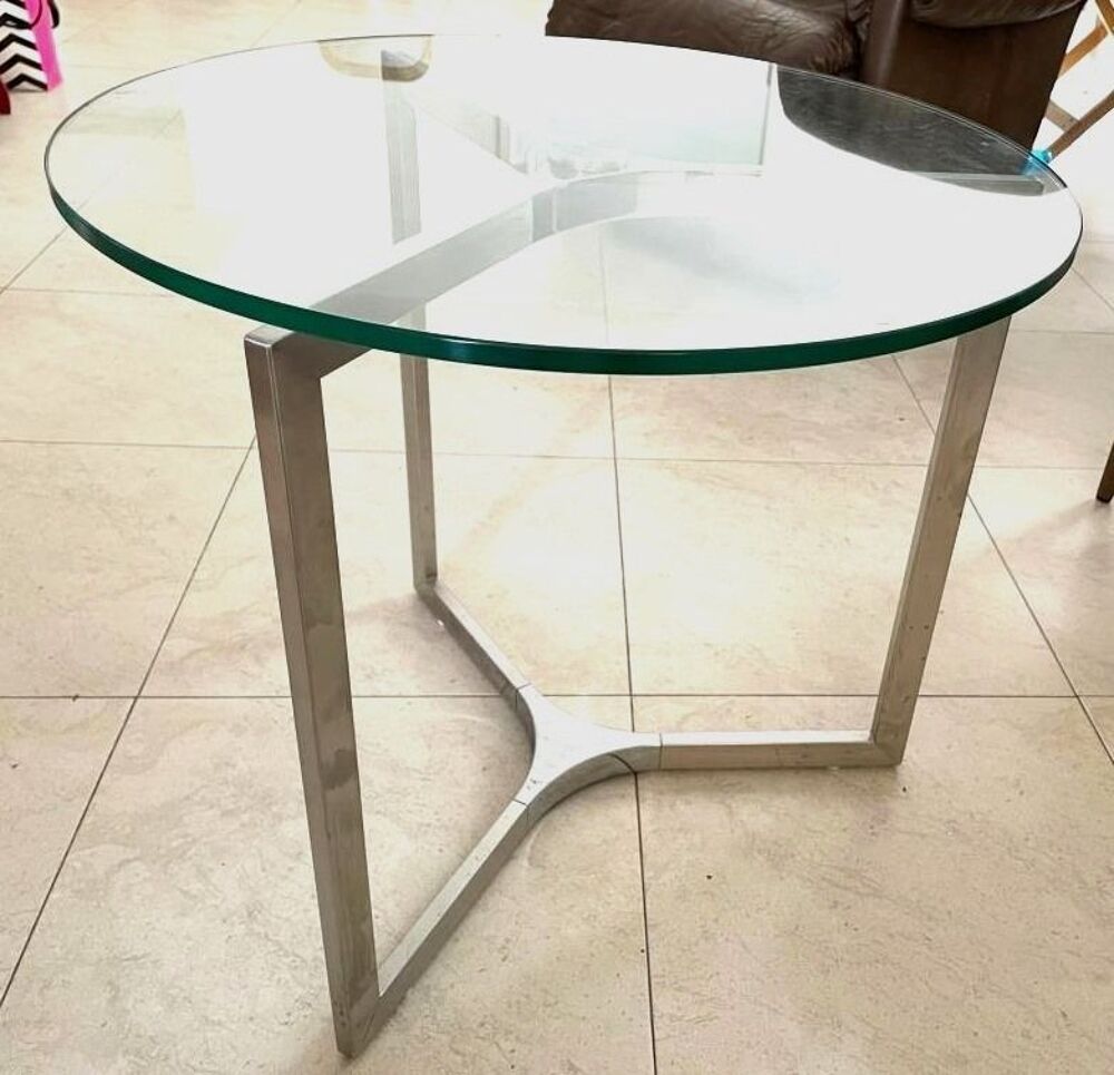 Table basse Plateau tournant d'un geste du doigt verre tremp Meubles
