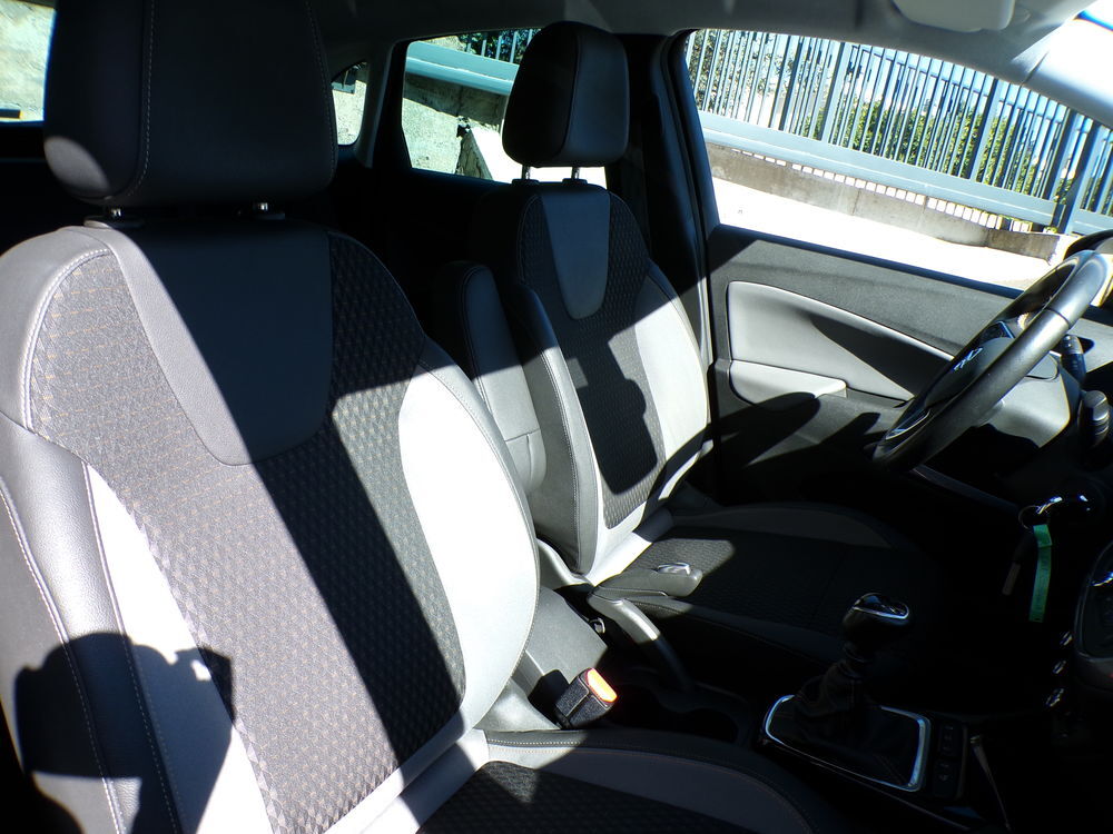 Crossland X 1.5 D 102 ch Design 120 ans 2019 occasion 42300 Roanne