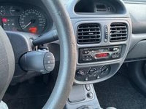 Clio II Clio 1.2i RXE 2000 occasion 78300 Poissy