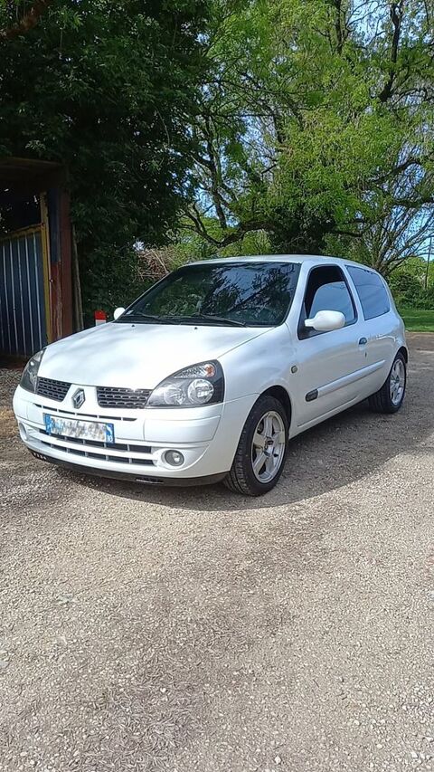 Renault clio ii CLIO SOCIETE 1.5 dCi AUTHENTIQUE