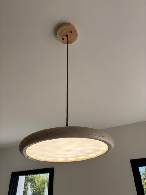 Suspension en Travertin Minimaliste Pontoise (95)