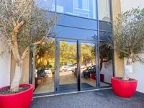   Louez un grand espace de bureau pour 50 personnes à Spaces, Sophia-Antipolis Biot 