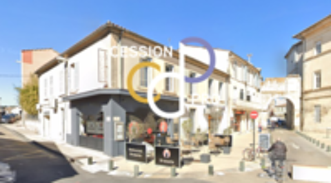   VENTE FONDS DE COMMERCE RESTAURANT TOUT EQUIPE, EMPLACEMENT IDEAL AVEC TERRASSE. 