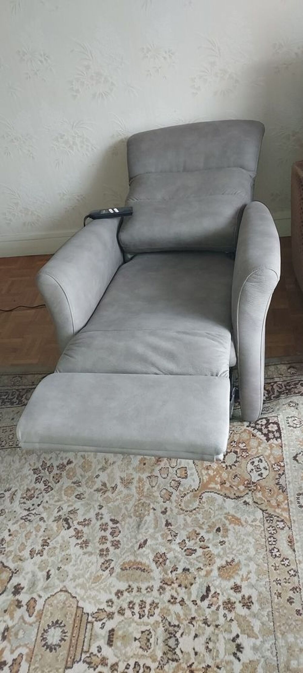 Fauteuil &eacute;lectrique relaxant Meubles