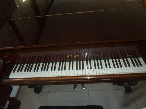beau piano quart de queue Pérof IV (1,73 cm) acajou de 1964 3750 Brest (29)