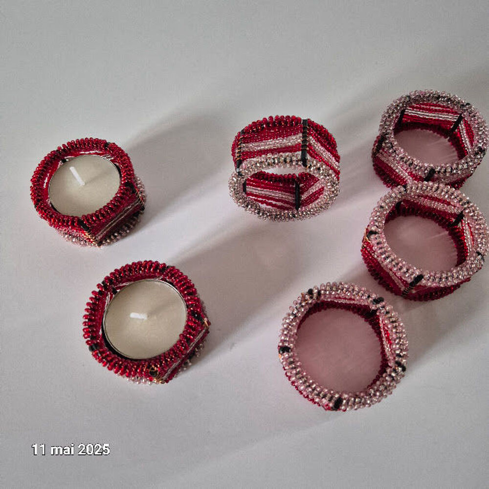 Lot de 4 ronds de serviettes et 2 bougeoirs en pierre de roc Cuisine