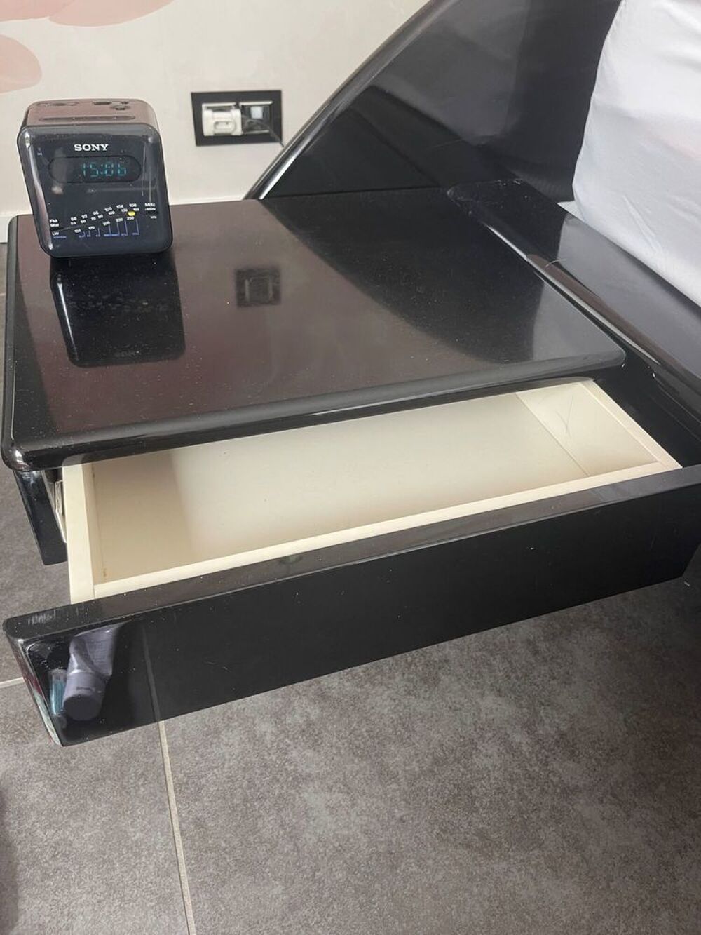 lit ROCHE &amp; BOBOIS Lit 160 avec chevets laqu&eacute; noir Meubles