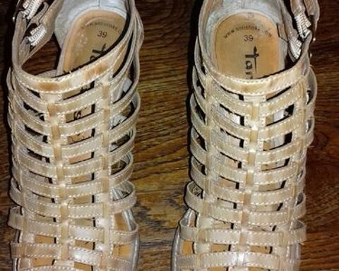 Paire de chaussures 15 Le Crest (63)