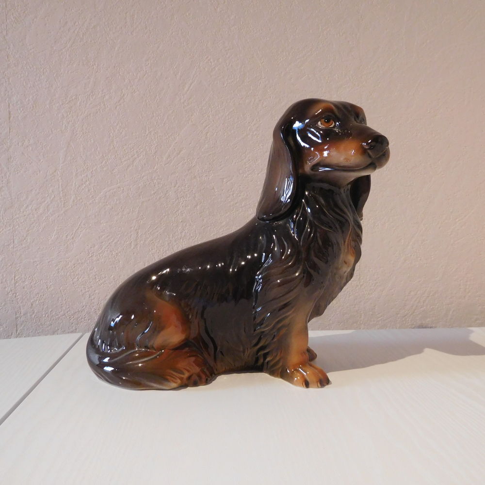 CHIEN EN TERRE CUITE Décoration