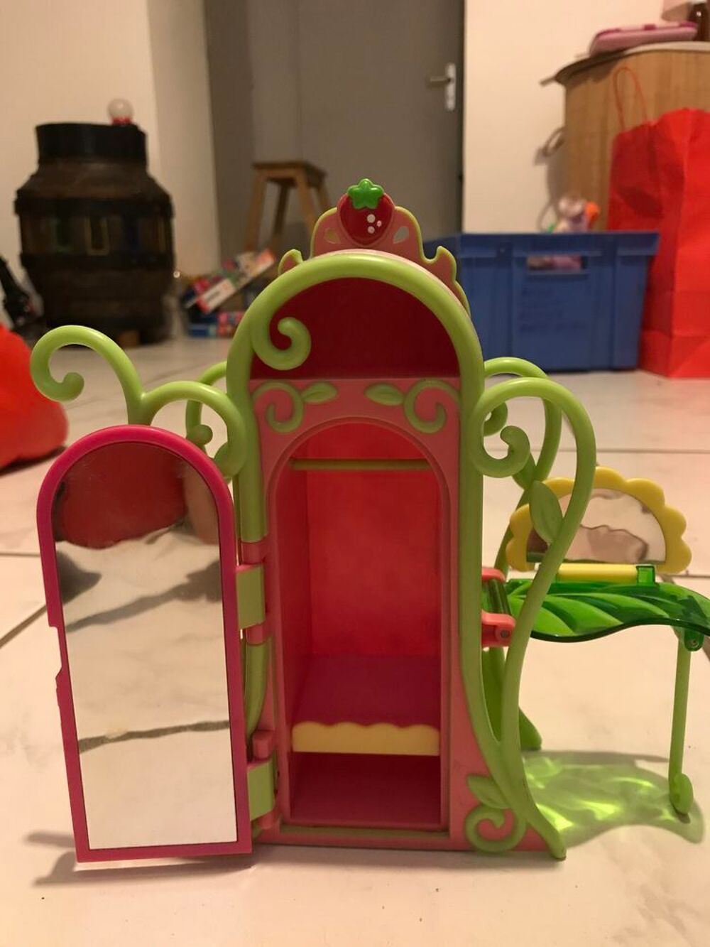 Armoire poup&eacute;e Jeux / jouets