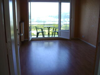  Appartement à louer 3 pièces 61 m²