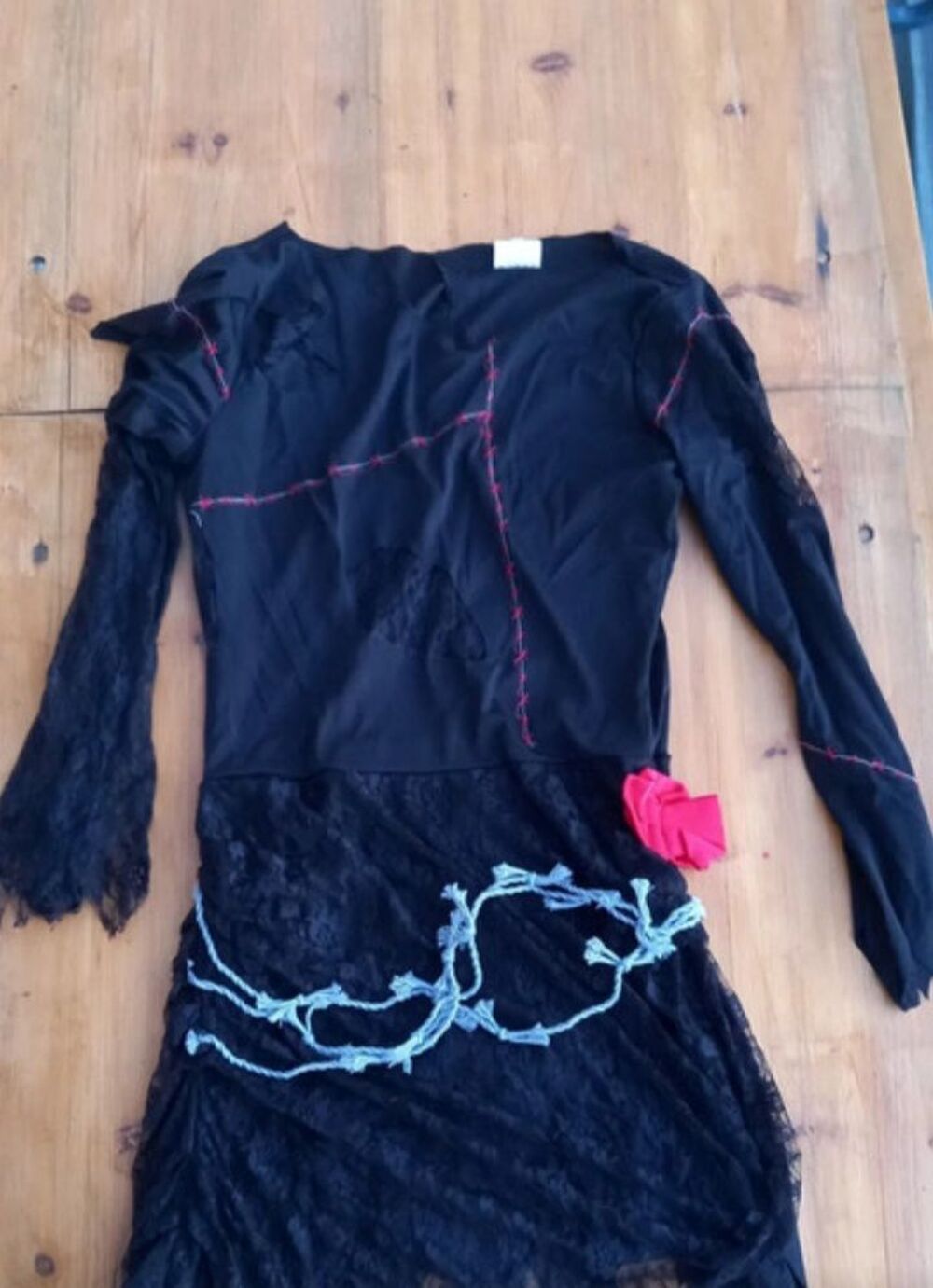 Tunique dentelle noire style gothique taille L/40 Vêtements