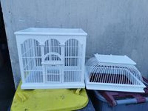   Jolie petite  cage bois 
