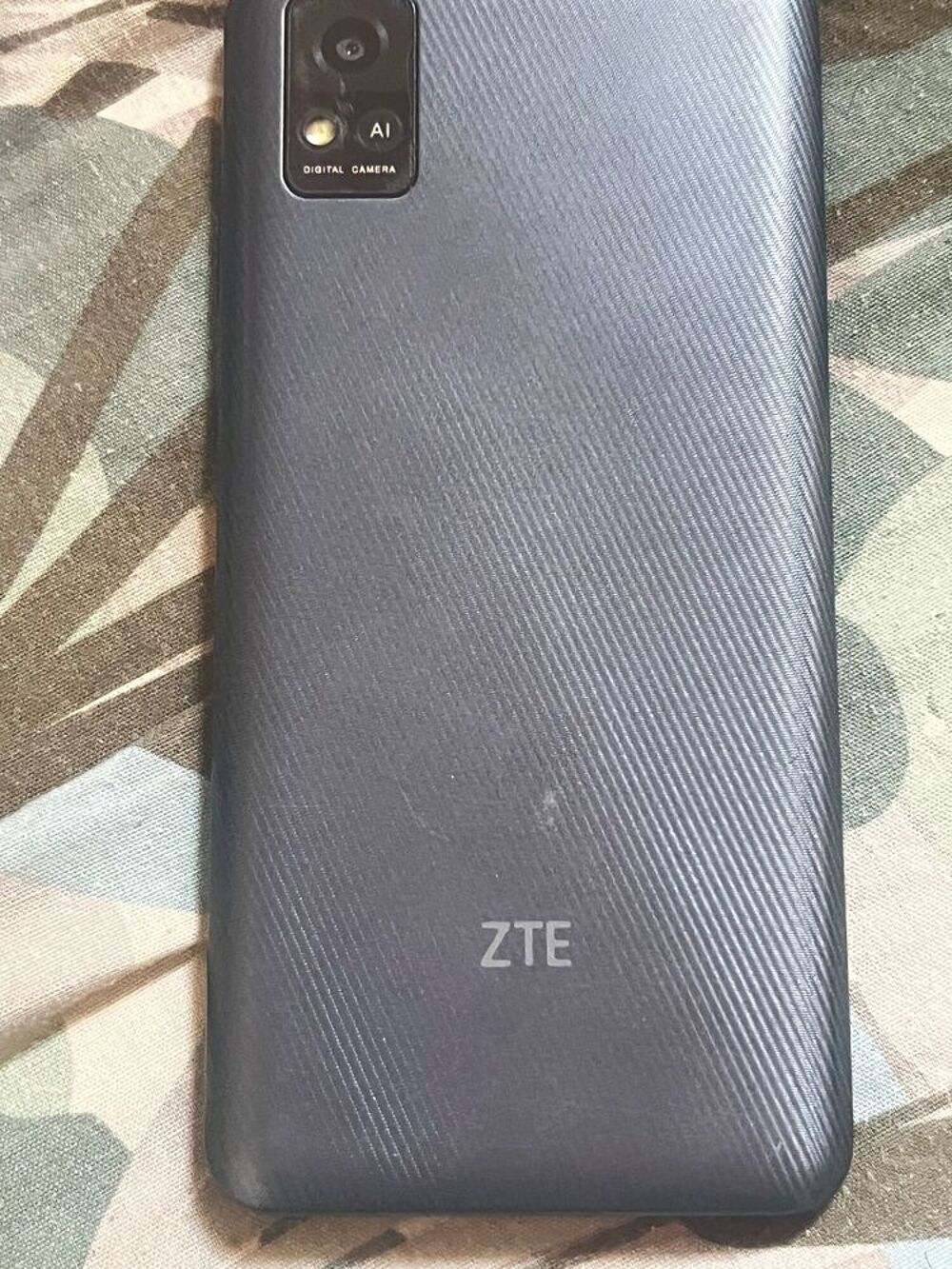 smartphone id&eacute;al pour premier t&eacute;l&eacute;phone d'enfant Téléphones et tablettes