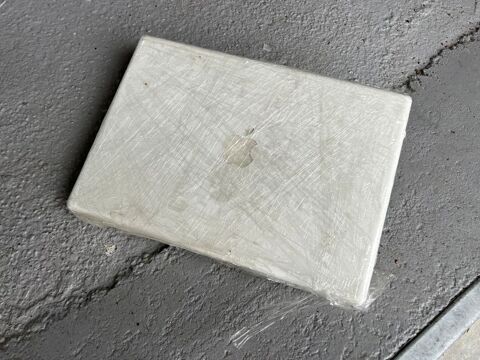 MacBook blanc 100 Ambilly (74)