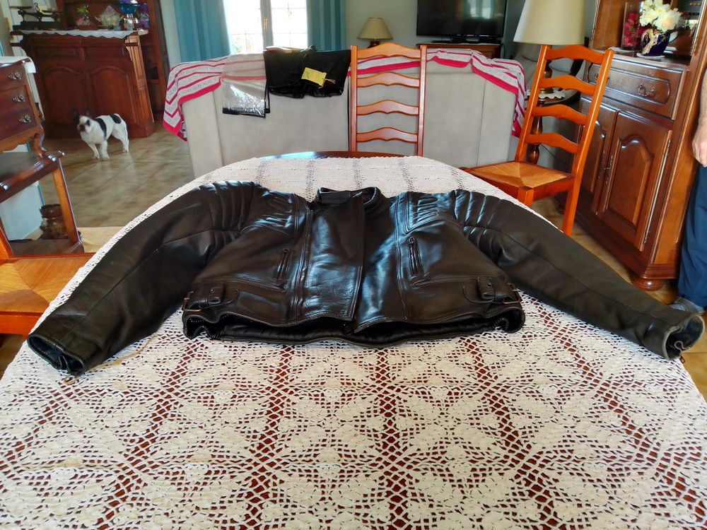 BLOUSON CUIR MOTOCYCLISTE Vêtements