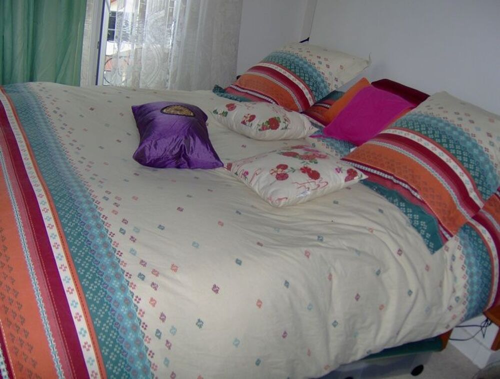 LIT SIMMONS 1.60M X 2.00+MEUBLES DIVERS-LINGE MAISON&amp;AUTRES Meubles