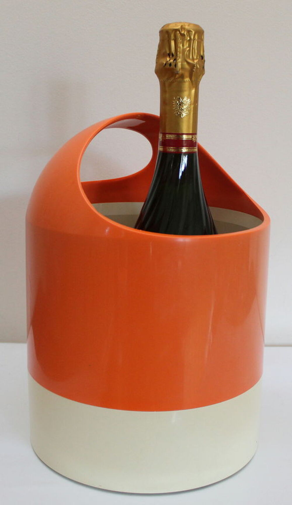 Panier corbeille orange et blanc &eacute;poque Knoll Meubles