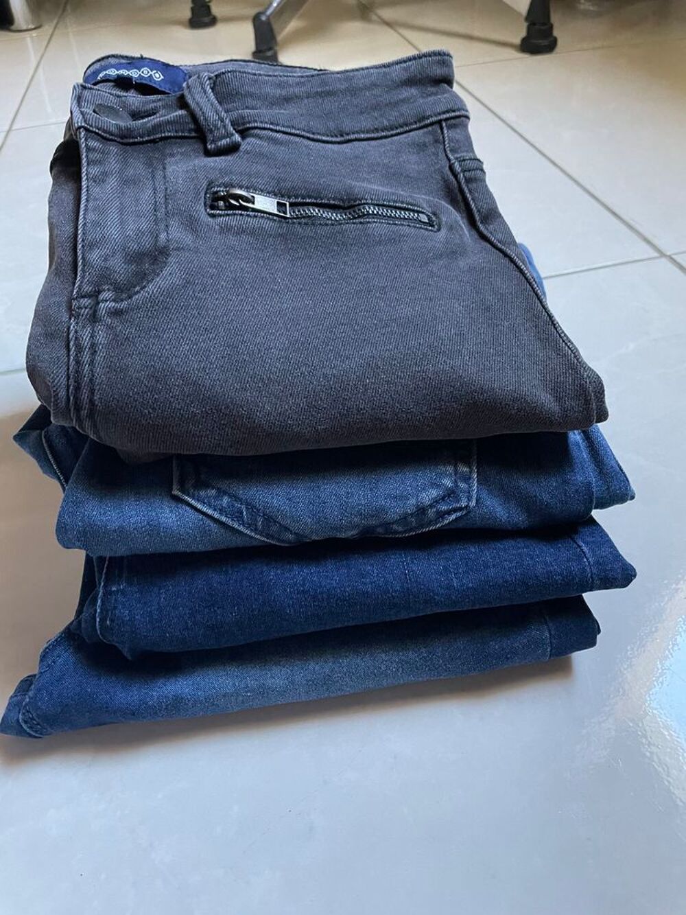 lot de 4 jeans Vtements