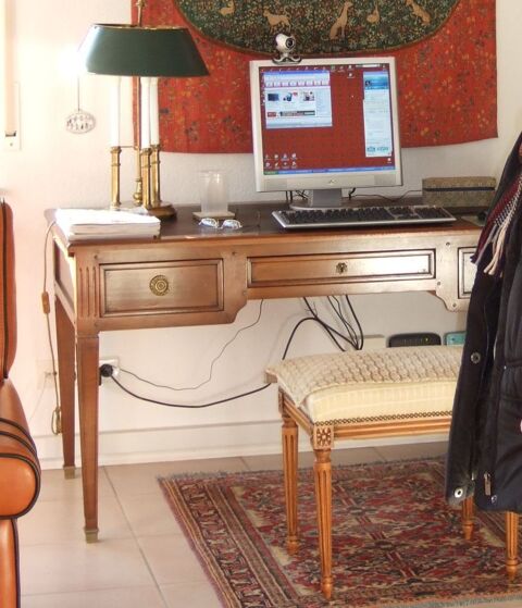 Bureau DIRECTOIRE en merisier massif et cuir 1400 Allemagne