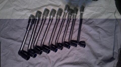 23 CLES A PIPE 45 Saint-Denis-en-Val (45)