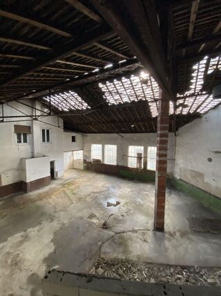  Remise / Grange � vendre 250 m� Vermenton