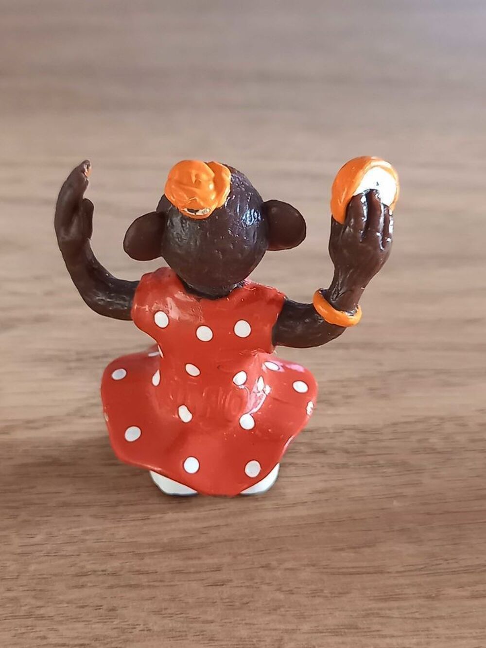 Lot de 3 figures singe "Omo" comme neuves 