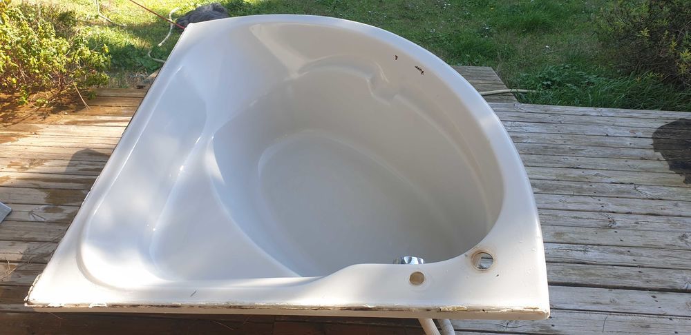 baignoire d angle avec tablier Meubles