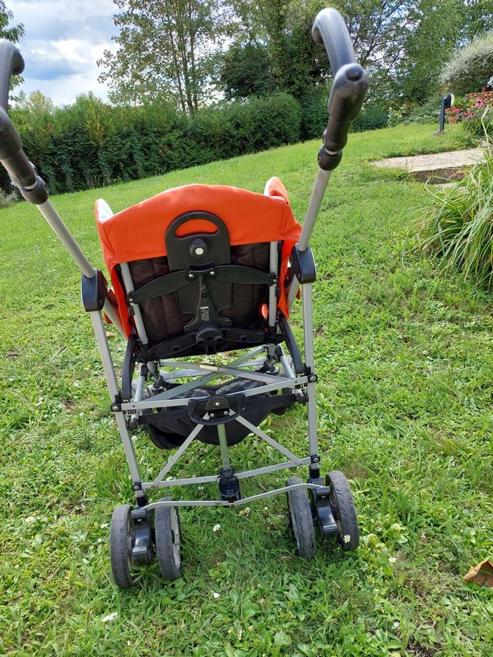Poussette b&eacute;b&eacute; 4 roues Pu�riculture