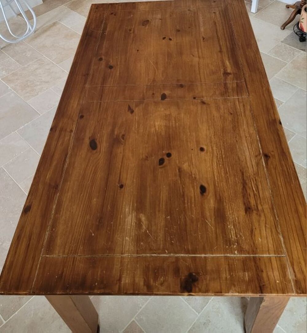 TABLE CUISINE/ SALLE A MANGER Meubles