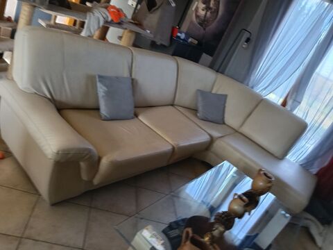 Canap� d'angle simili cuir beige convertible 400 Santeau (45)