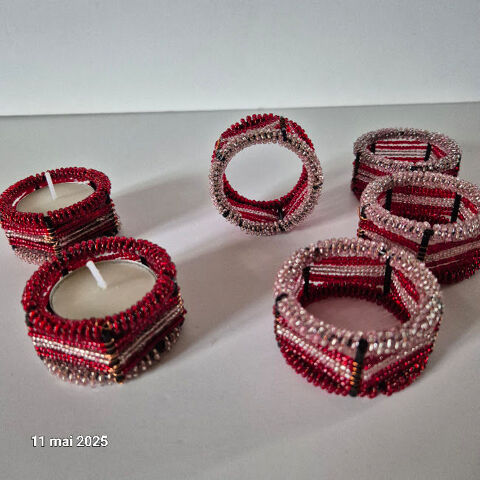 Lot de 4 ronds de serviettes et 2 bougeoirs en pierre de roc 3 Saumur (49)