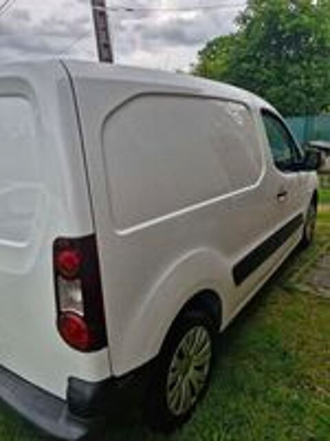 Berlingo BERLINGO 20 L1 e-HDi 90 BUSINESS 2012 occasion 38500 Voiron
