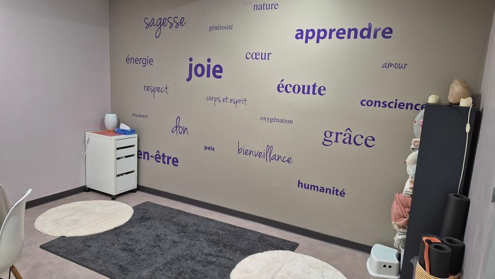   BUREAU À PARTAGER  À LOUER La réole
