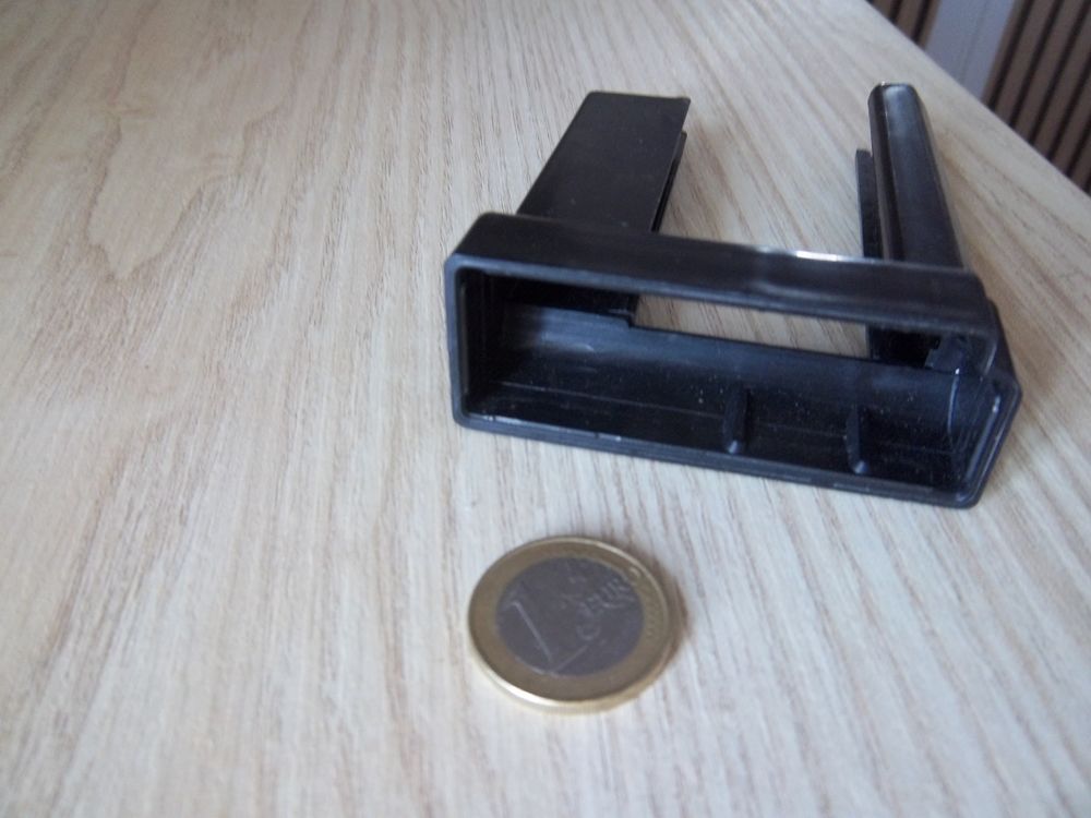 chargette militaire Famas &eacute;quipement collection 1 er mod&eacute;le 