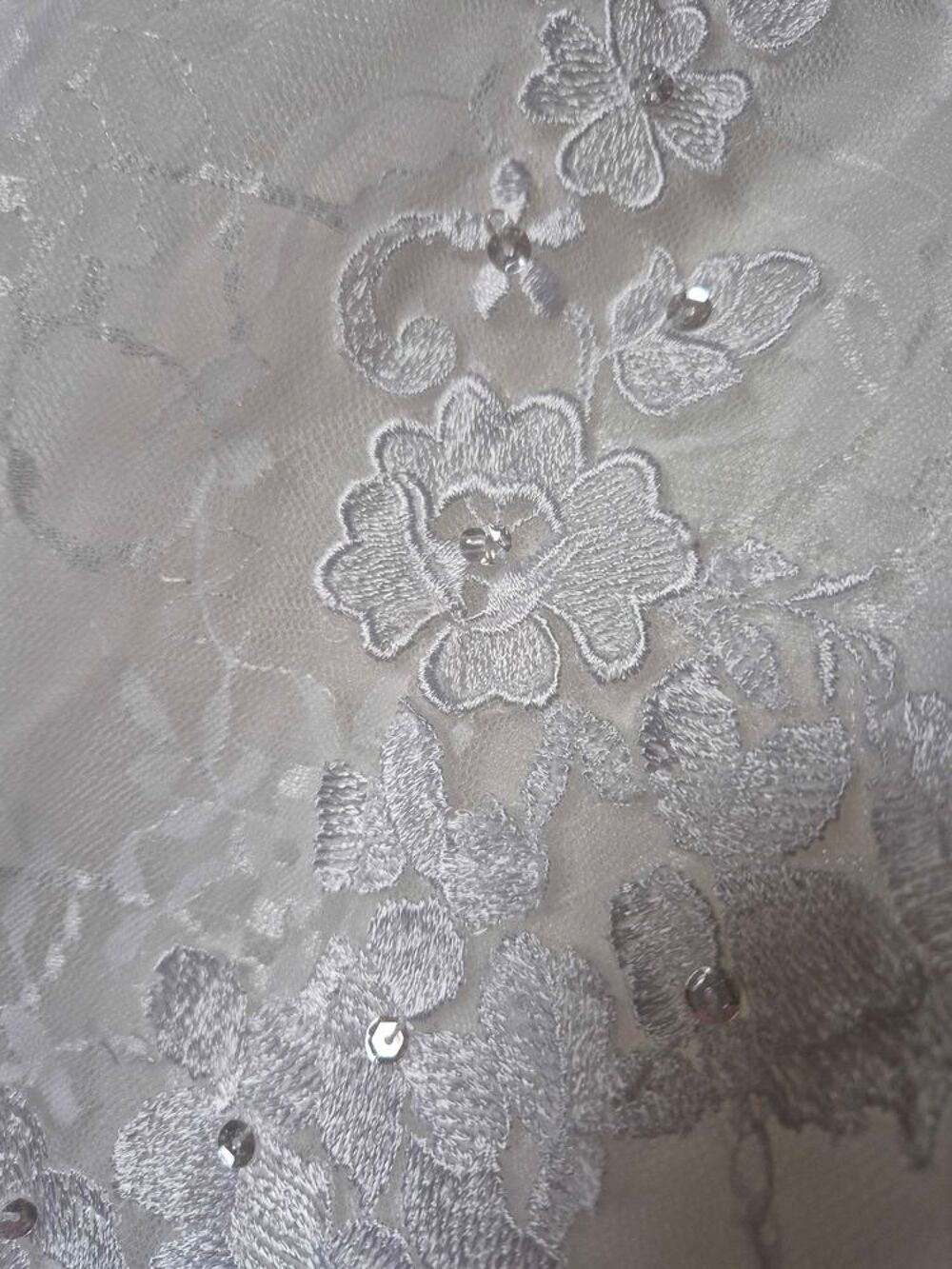 Tr&egrave;s belle Robe de Mari&eacute; Vêtements