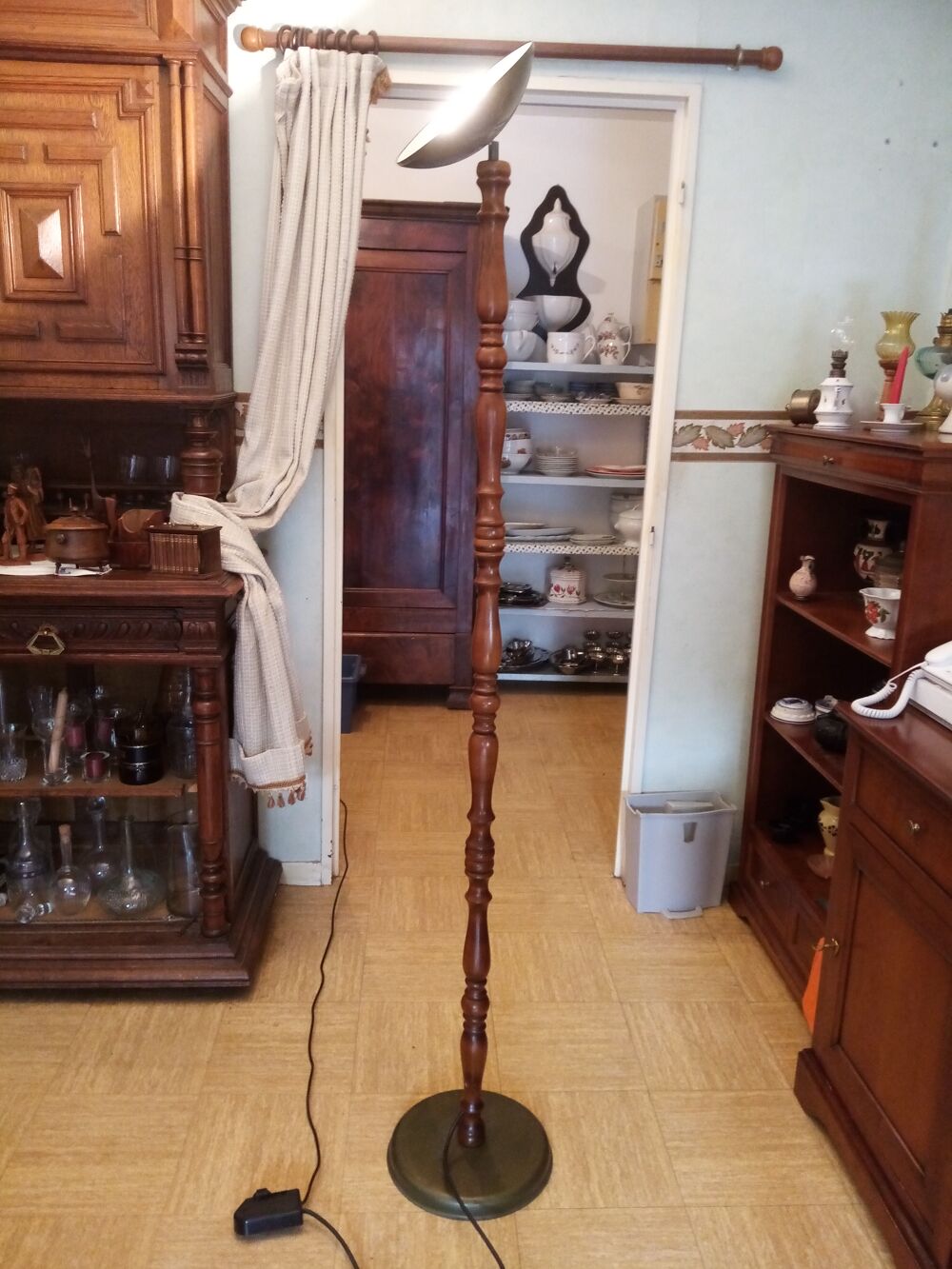Lampe halog&egrave;ne de qualit&eacute; Décoration