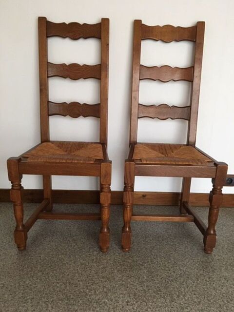 Cinq chaises en ch�ne 27 Valenciennes (59)